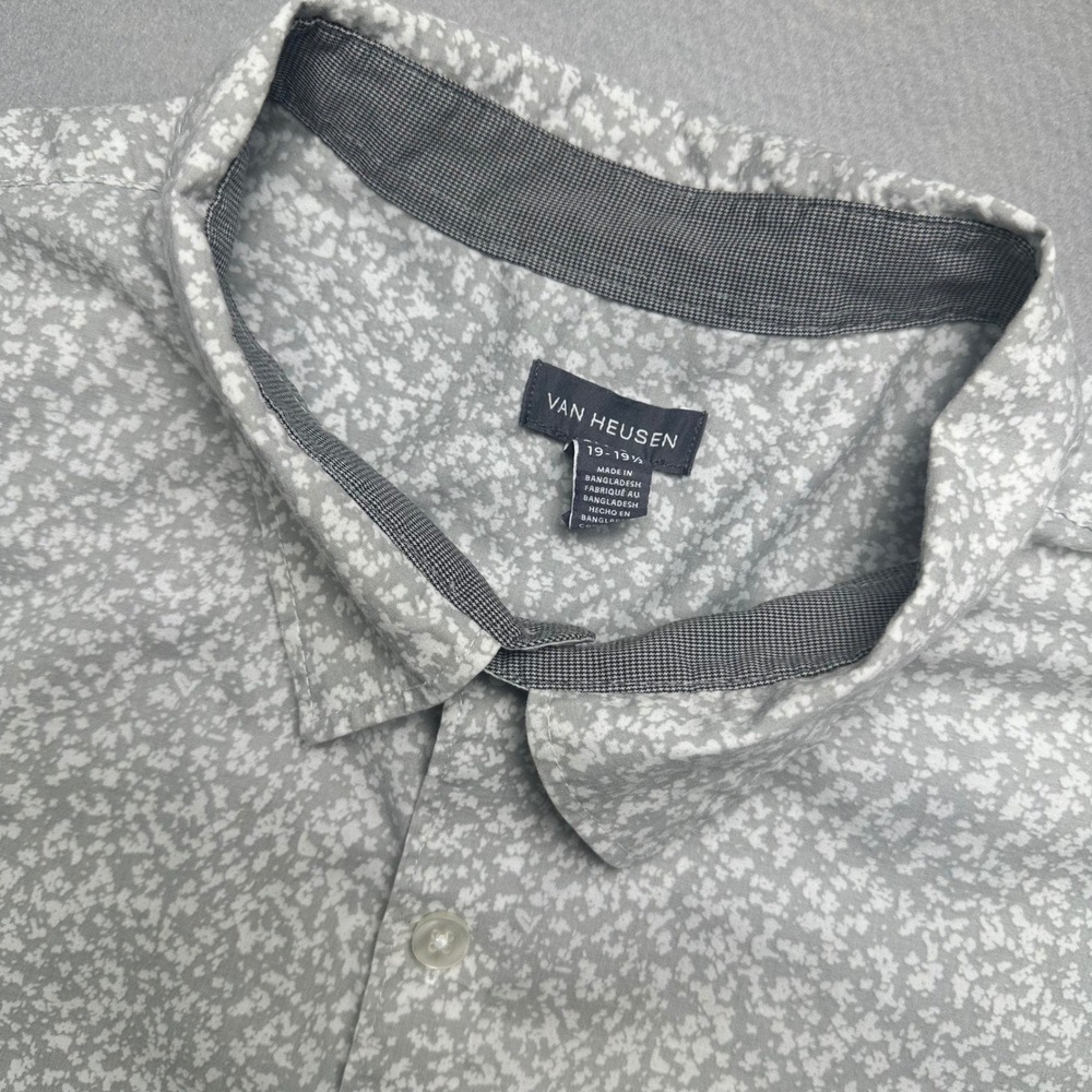 Van Heusen Button Down Men 2XL Grey White Floral Short Sleeve Stretch Shirt